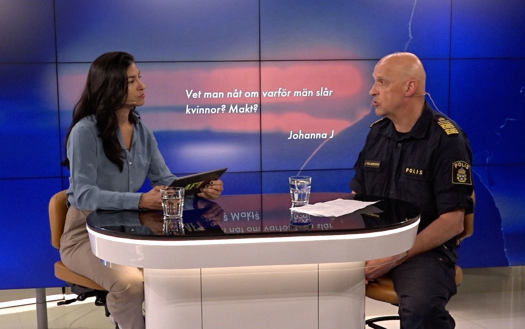 Polischefen svarar på frågor om mäns våld mot kvinnor