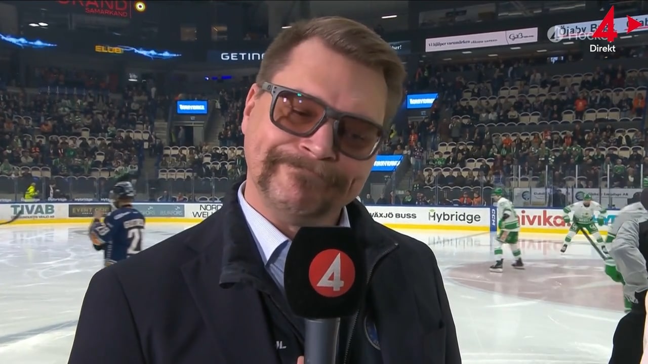 Tränarens ilska i paus: ”Halvmeter offside”