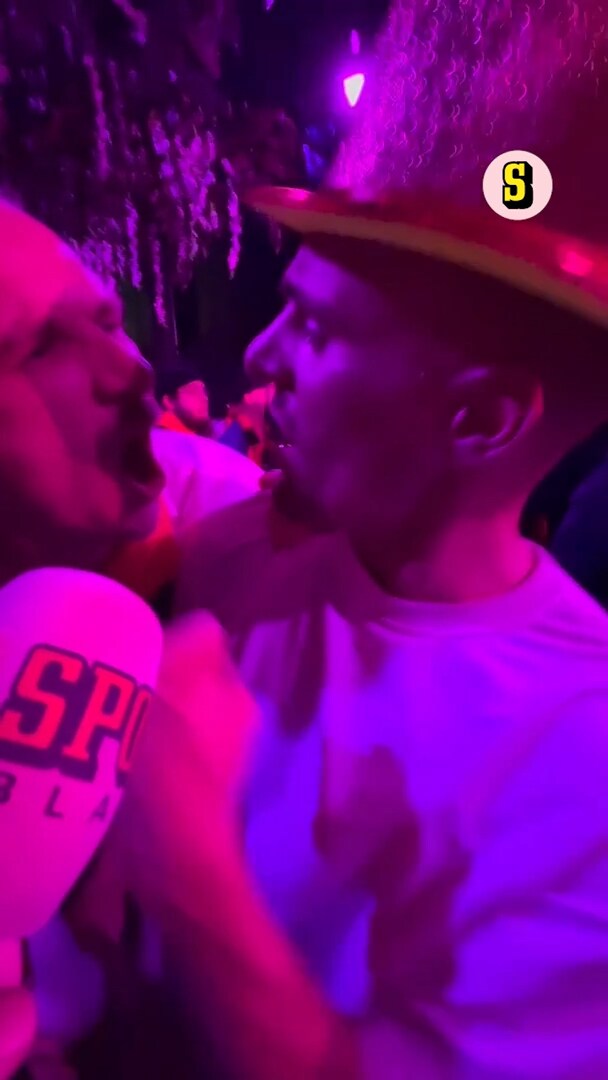 Guldmålad på festen: "Livet leker"