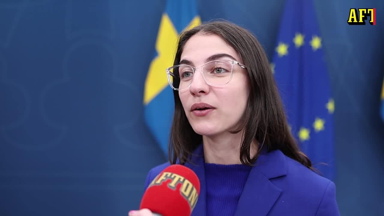 Romina Pourmokhtari (L): &ldquo;Hoppas att Max tar tag i det här&rdquo;