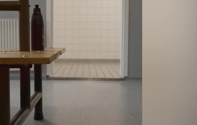 Tidigare elever vittnar om idrottslärarens övergrepp