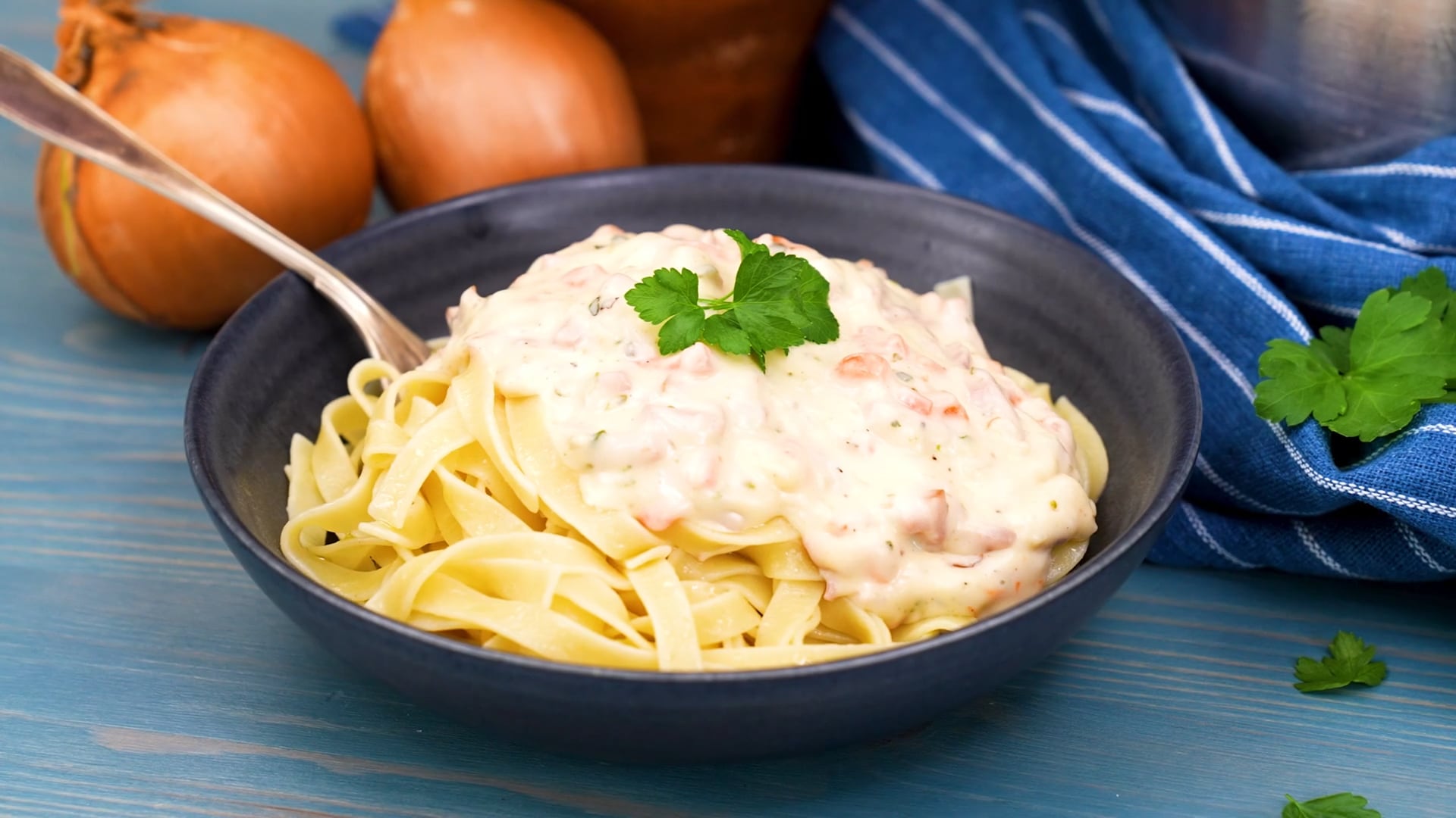 Skolans ost- och skinksås