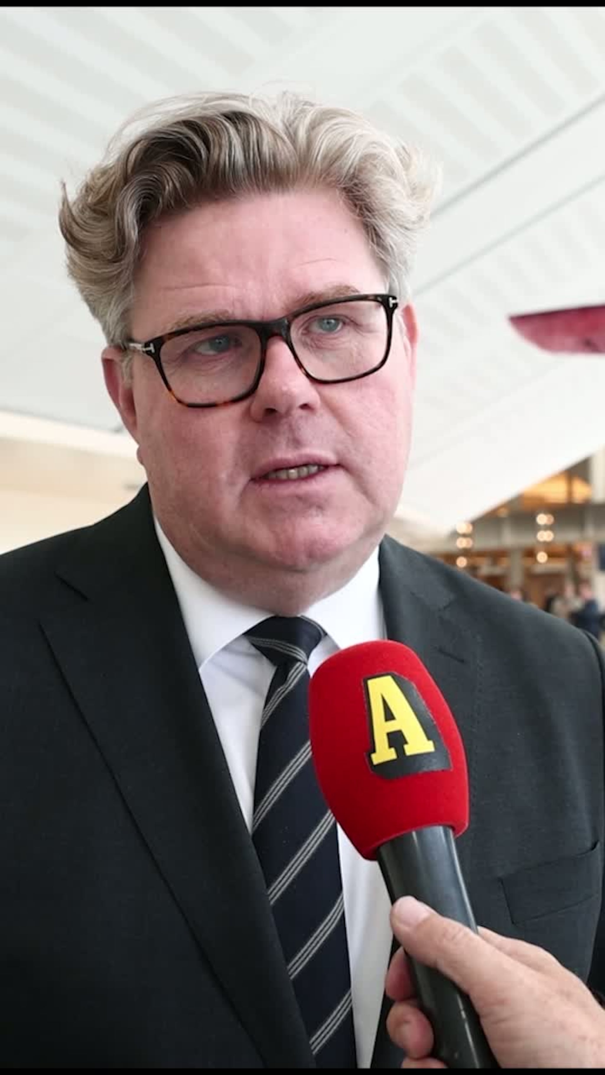 Svaret till Ebba efter bedrägeriet