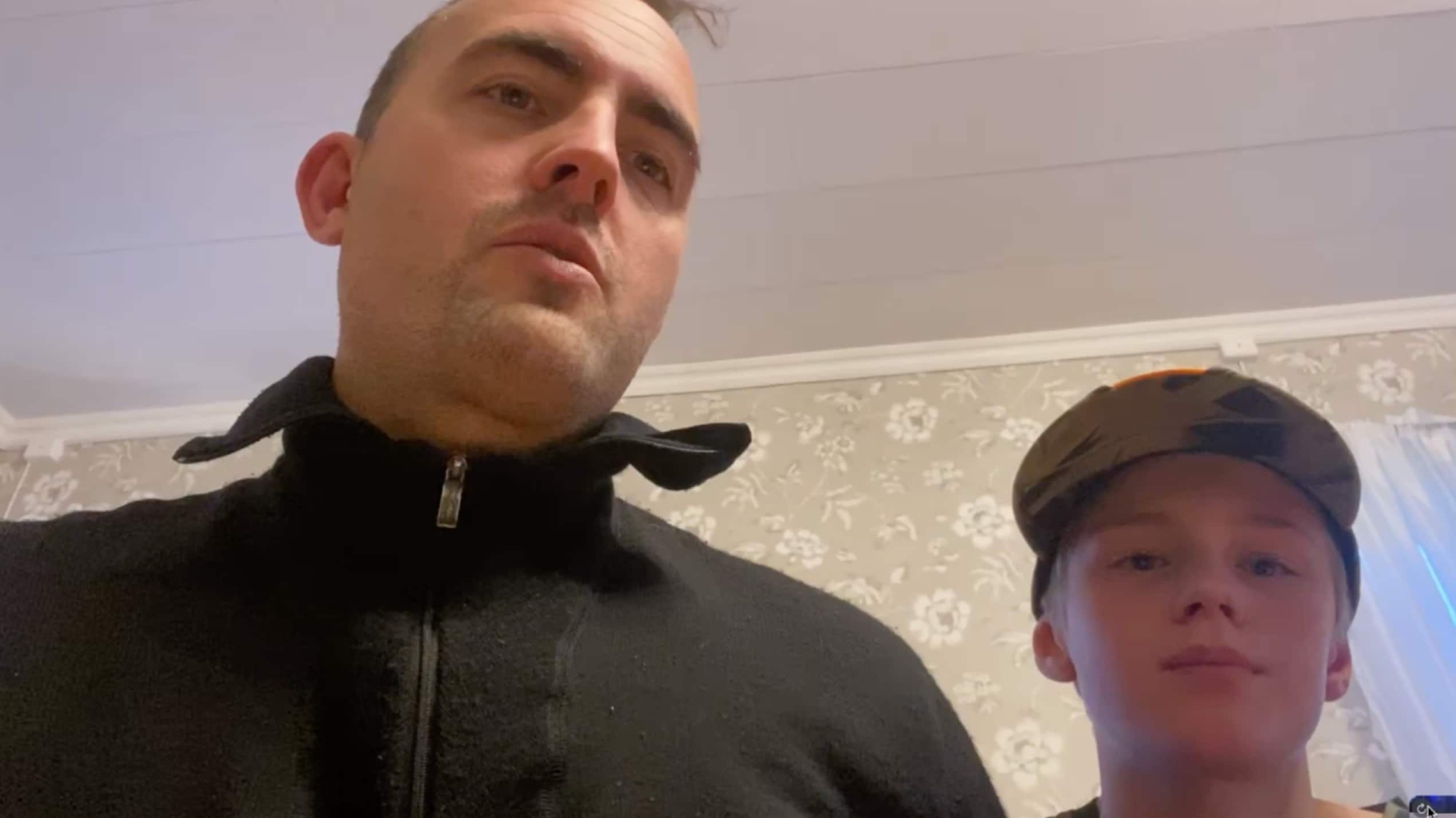 Magnus och 11-årige sonen attackerades av björn: ”Då sköt jag”