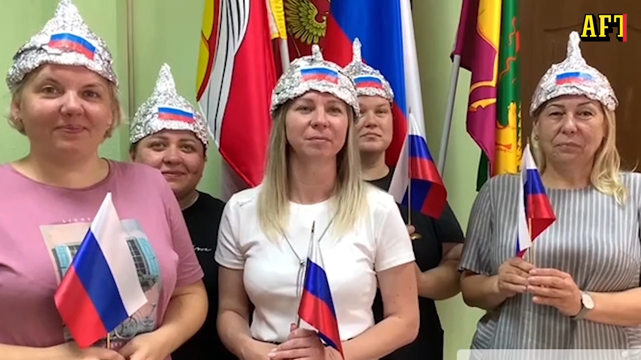 Här är lärarnas egna filmer – med foliehattar