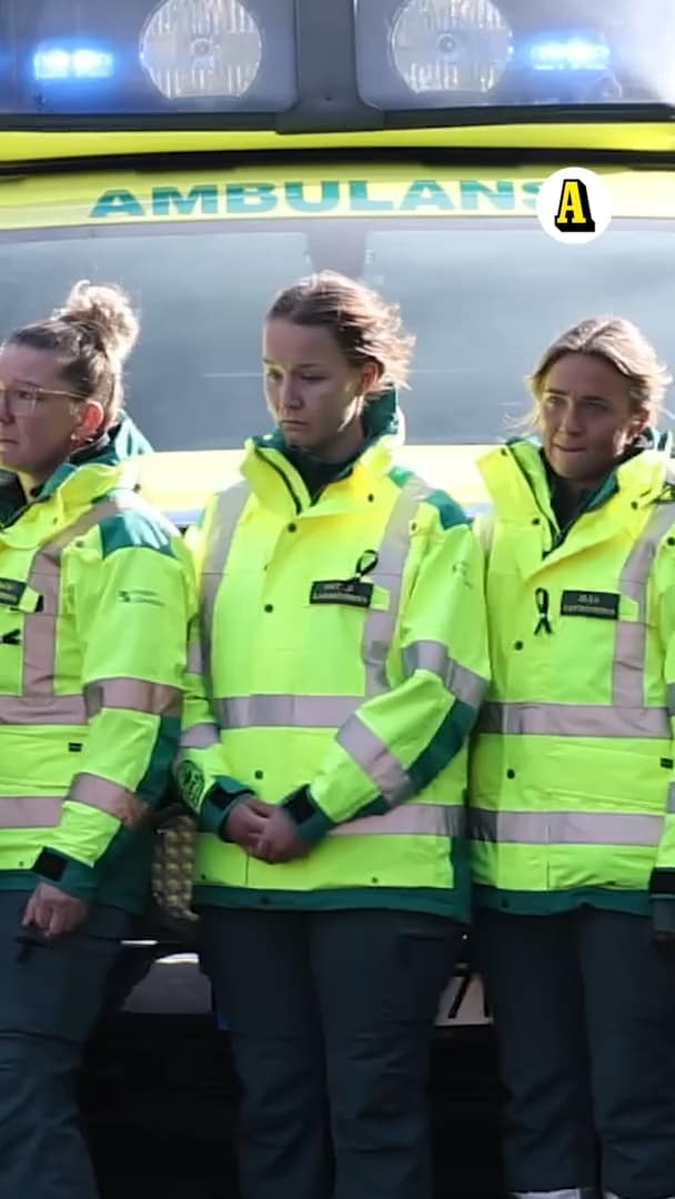 Här hedras den mördade ambulanssjukvårdaren