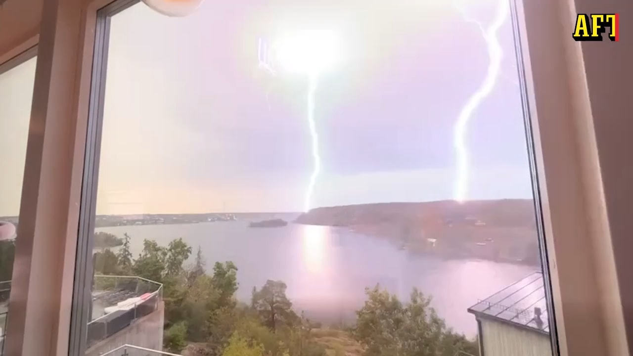 Tre skadade när blixten slog ner på Lidingö: ”Kaotiskt”