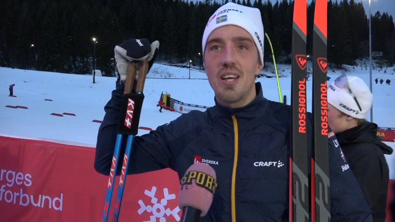 "Såg att de låg och brottades vid spåret"