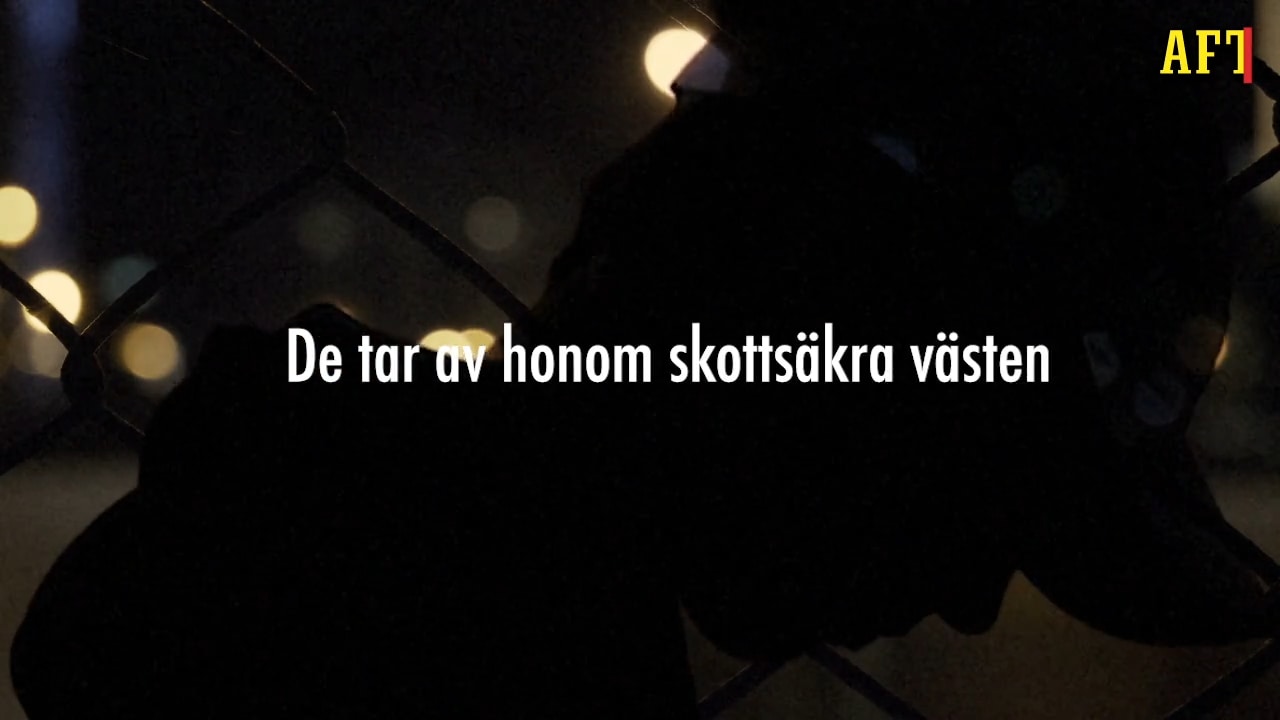 Berättar om polisens metod: “Tog honom till ett område han har problem”