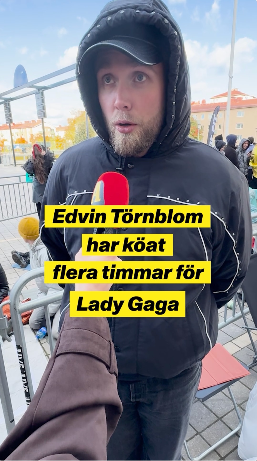 Edvin Törnblom har köat i flera timmar för Lady Gaga