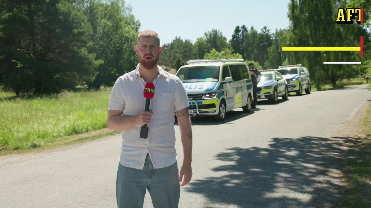 Buss beskjuten - polisen söker i området