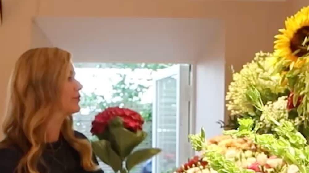 Blommor och vin: 