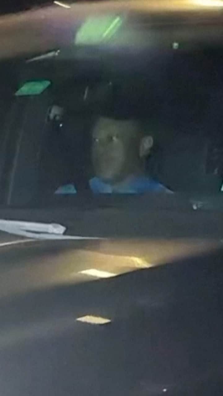 Här smiter Tiger Woods ut bakvägen 