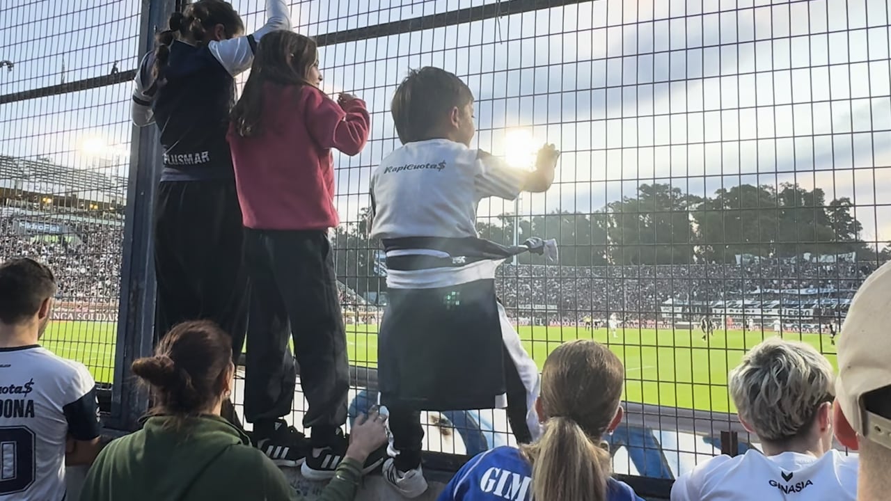 Hakar fast barnen: &ldquo;Bedårande&rdquo;