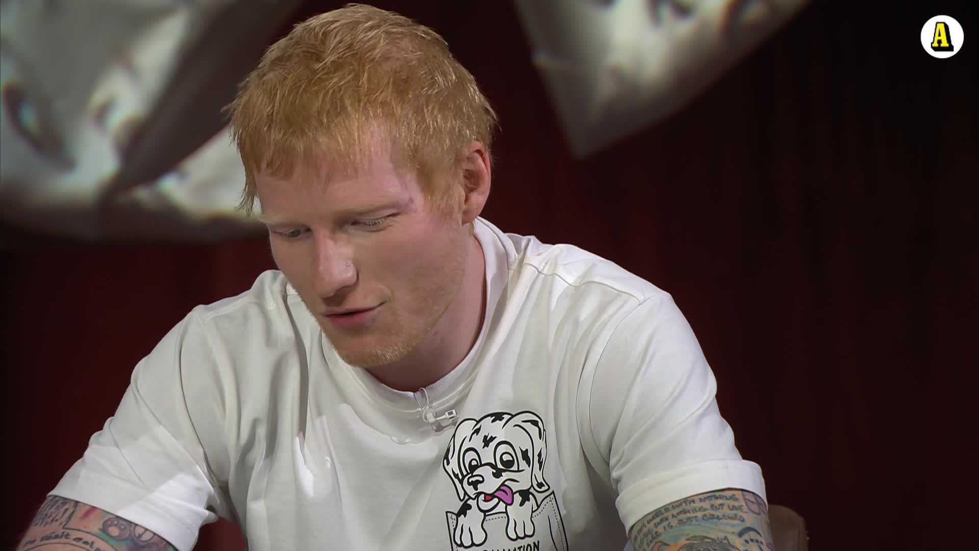 Ed Sheeran om när han han var så full att han gick ner till hotellreceptionen naken – fångades på CCTV