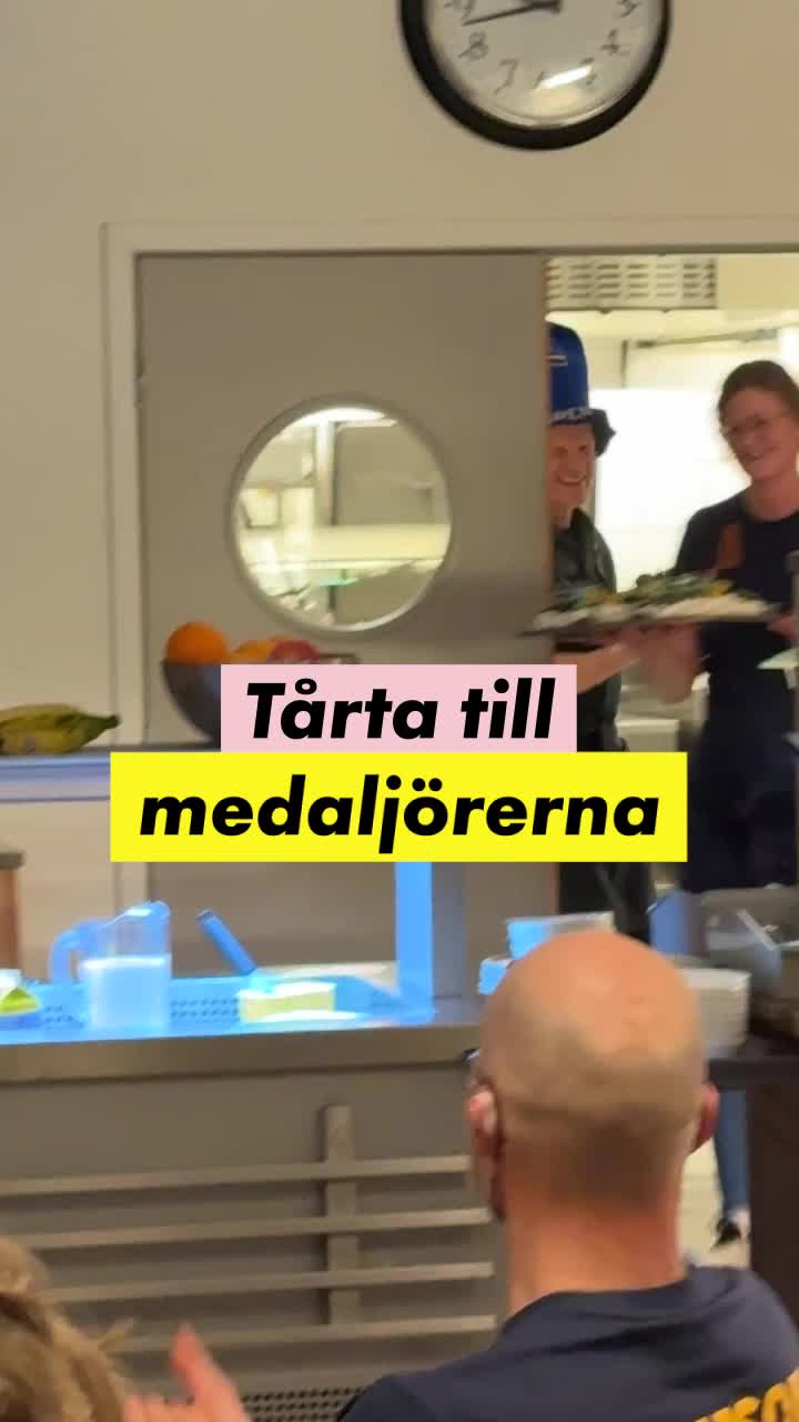 Tårta till medaljörerna