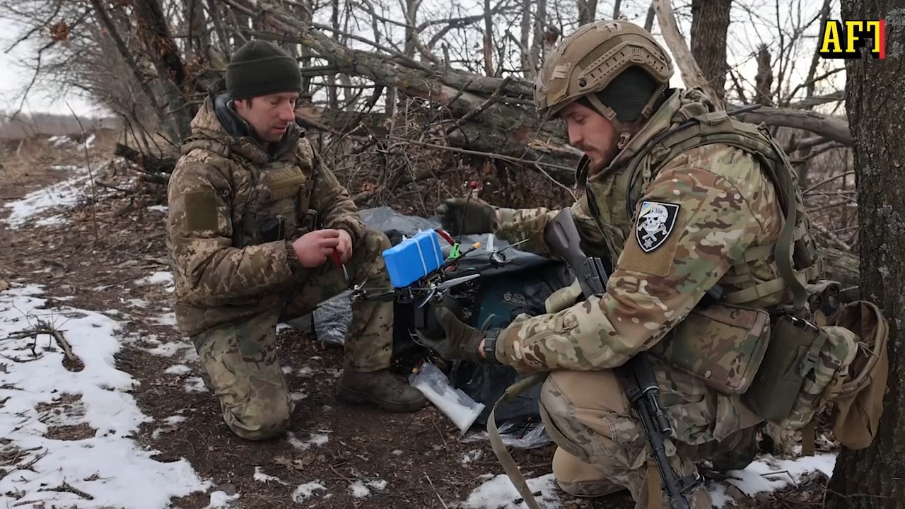 Här är underjordiska basen som styr drönarna: Döda alla