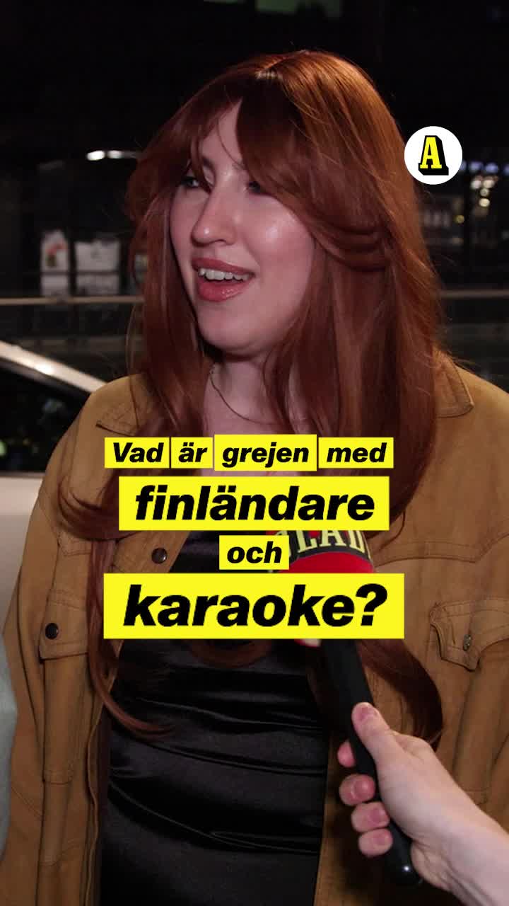 Rosanna på karaoke i Finland: "Lite pinsamt"