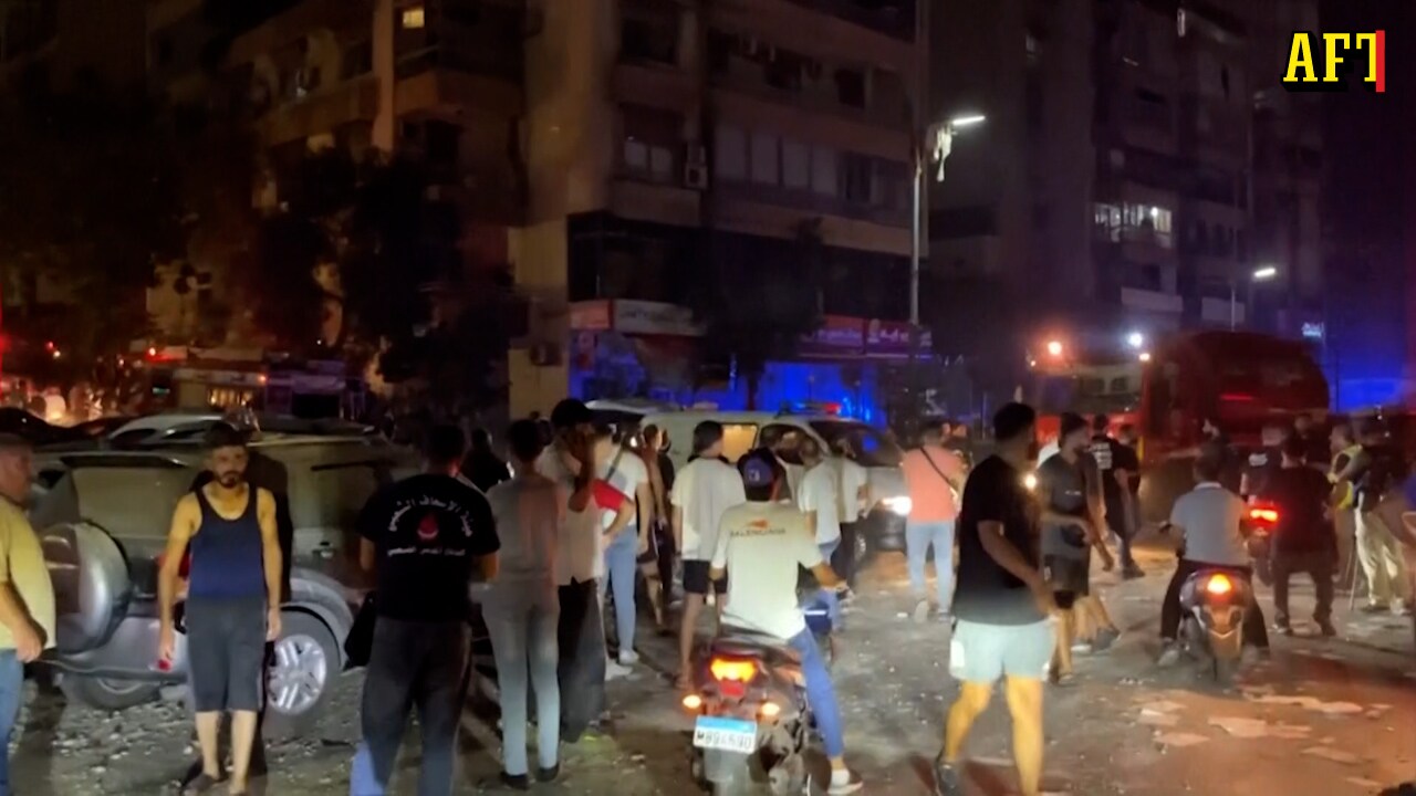 Se bilderna från Beirut – minst tre döda