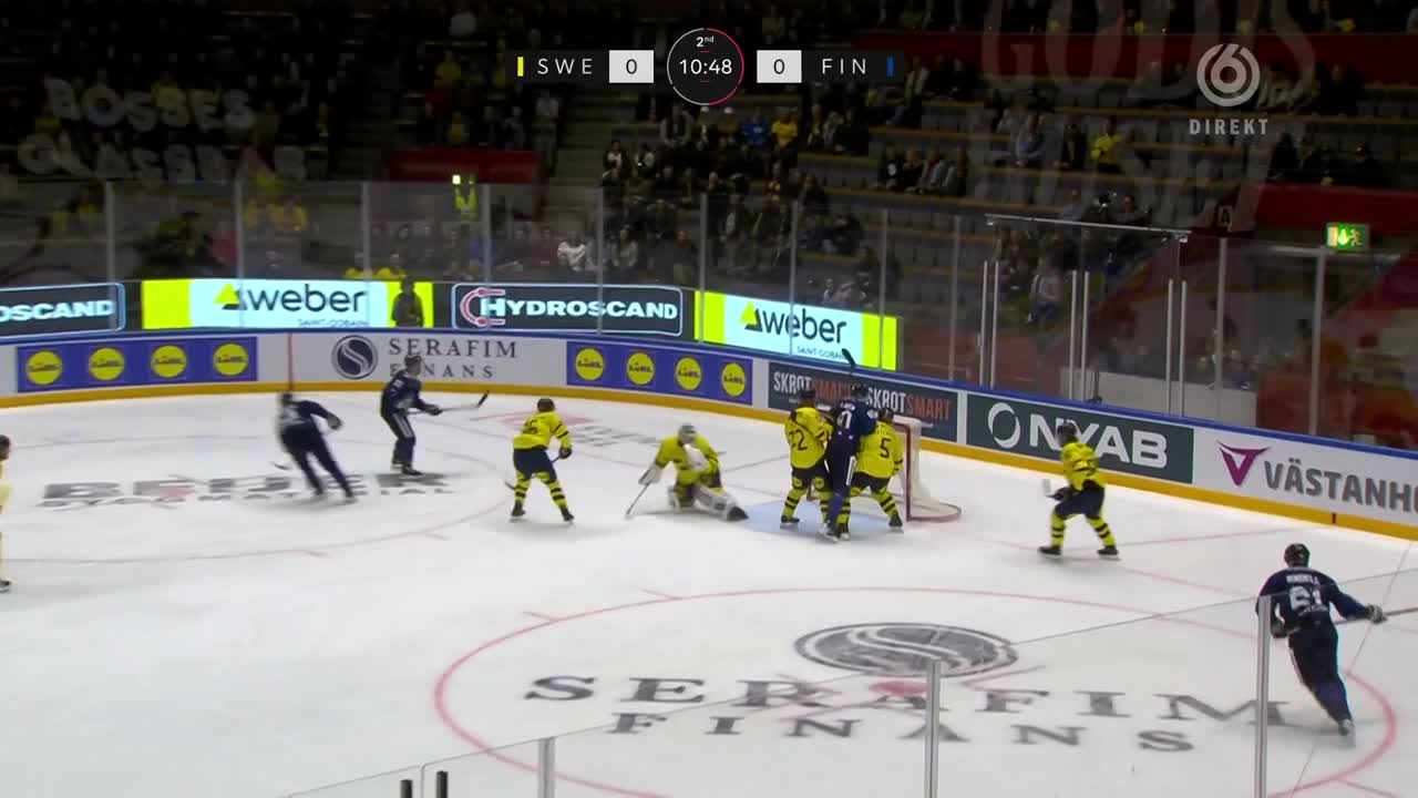 Här förlorar Tre kronor tredje raka matchen mot Finland