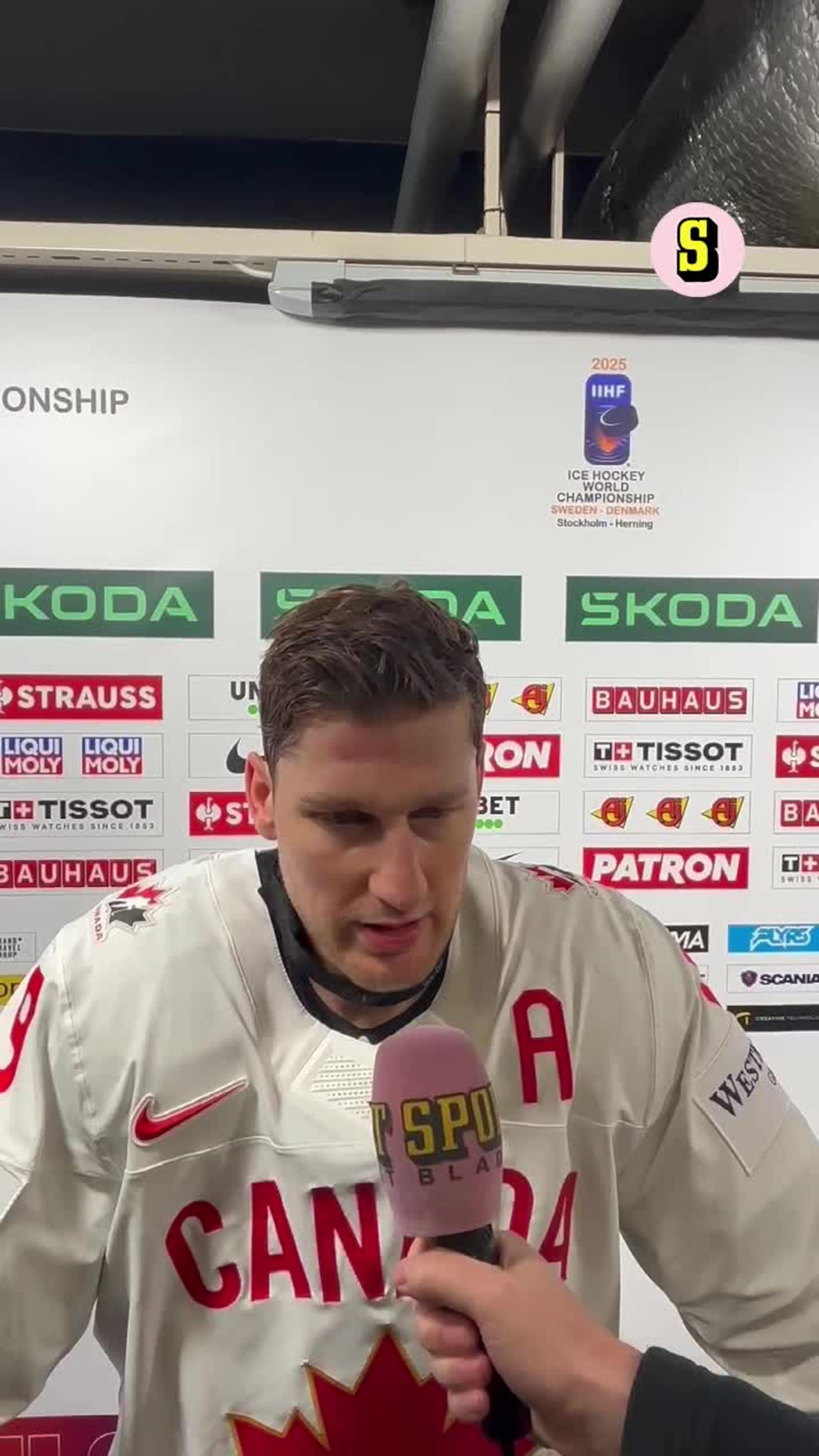 MacKinnon målskytt i Kanadas VM-premiär