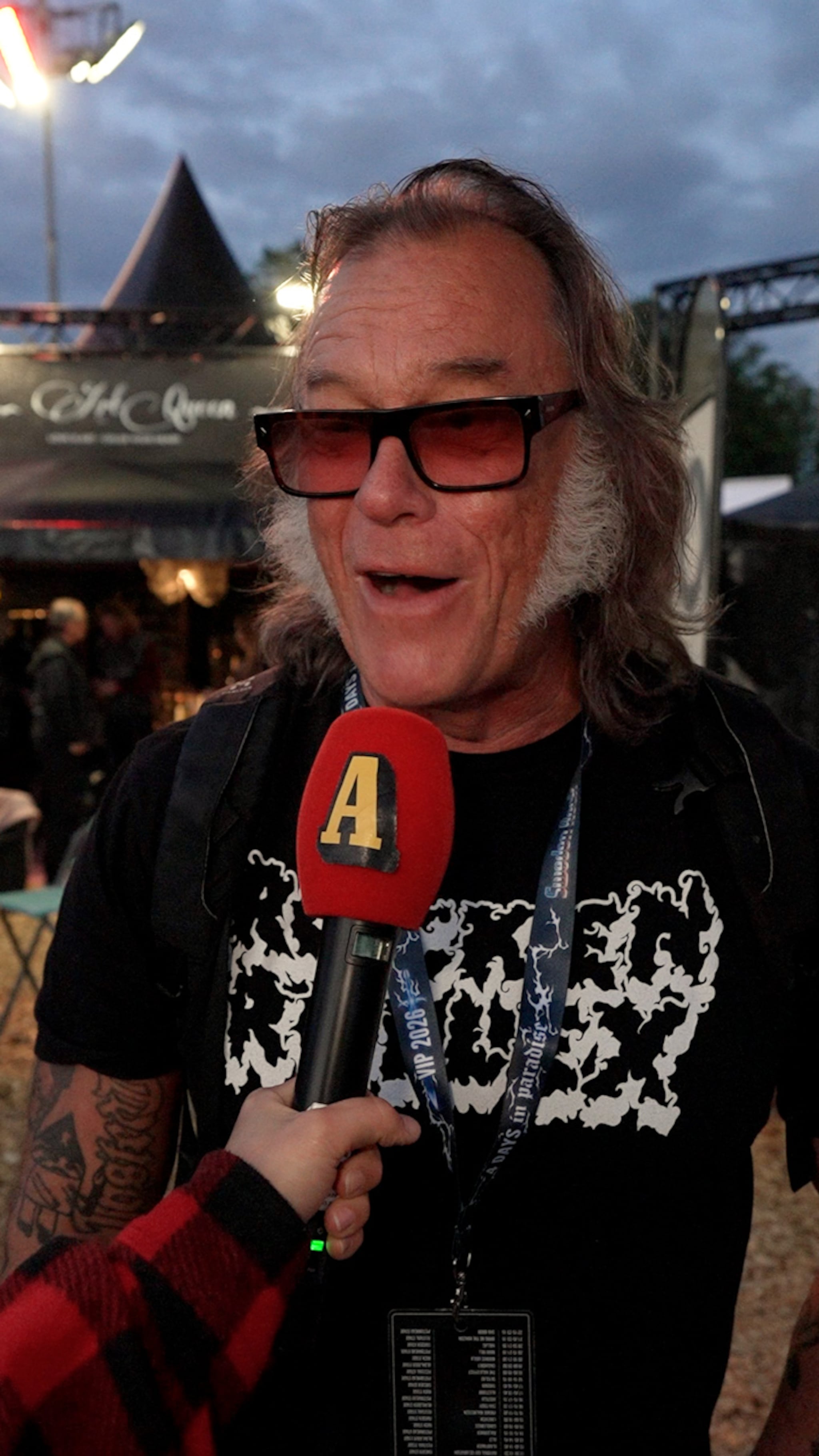 "Inte rock" – besökarna tycker till om Uggla