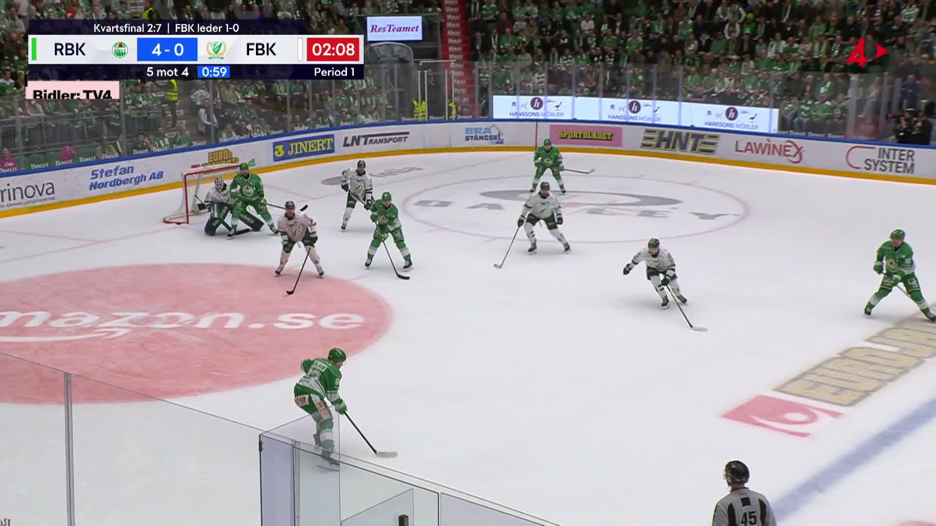 Knockas – publiken skanderar ”filmare” 