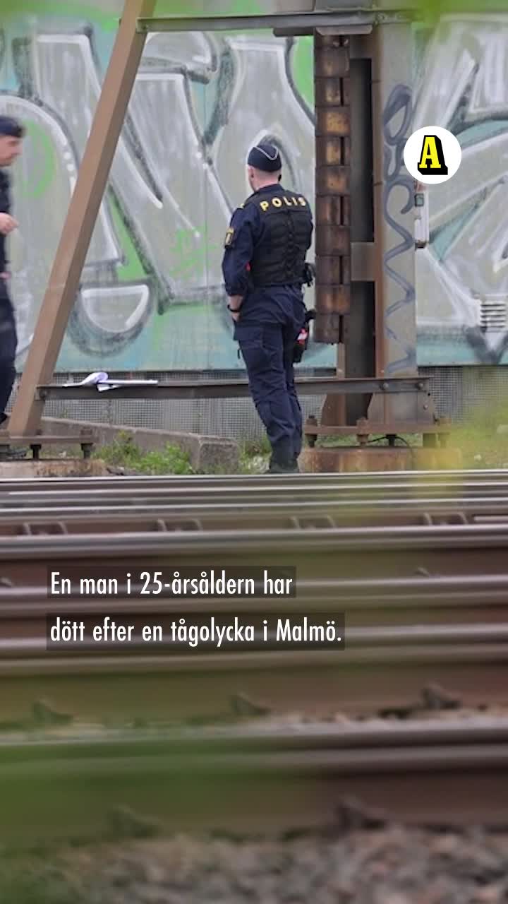 Man i 25-årsåldern död i tågolycka