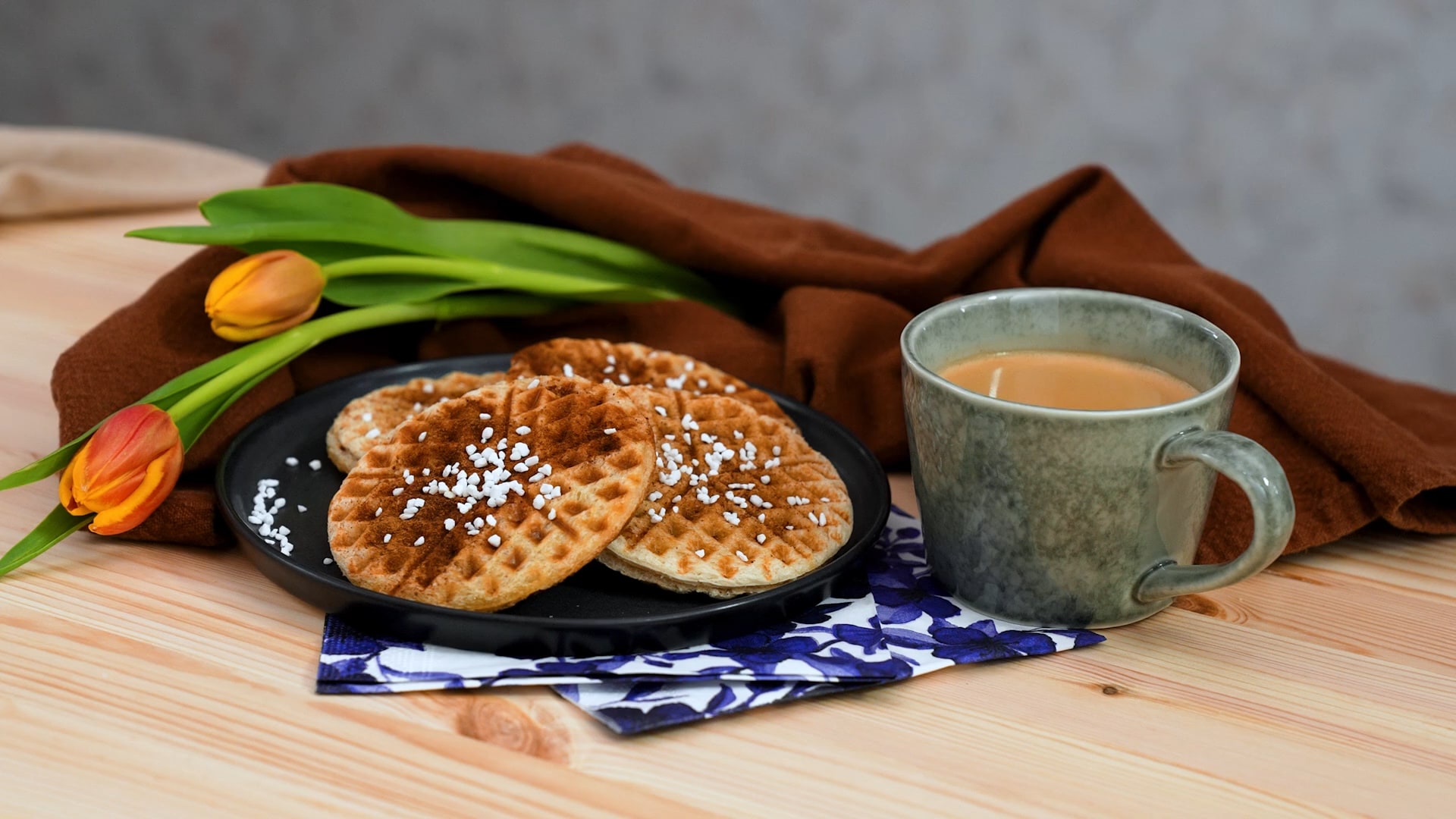 Kanelbullevåffla med socker
