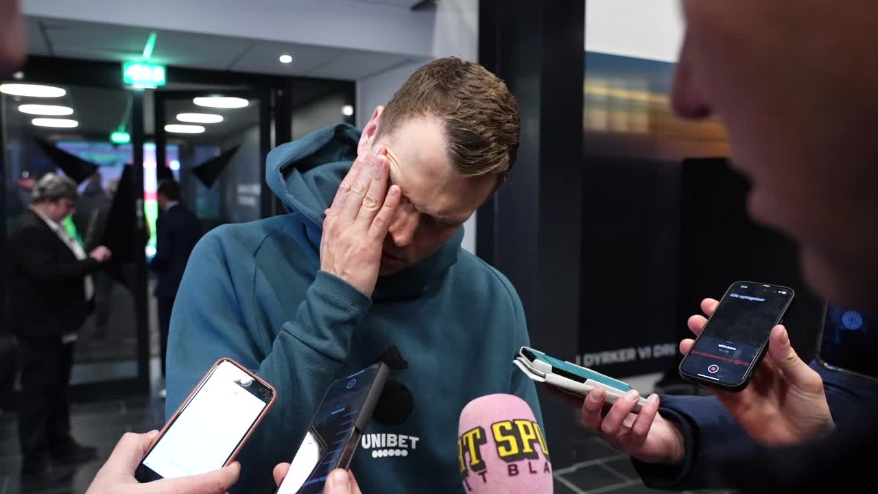 Viktor Claesson om skadan i toppmötet: "Det är piss"