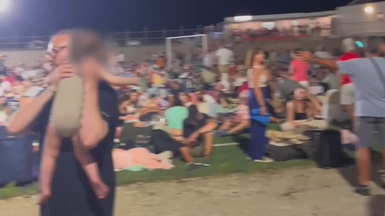 Hundratals svenskar evakuerade på Kos: ”Kalabalik”
