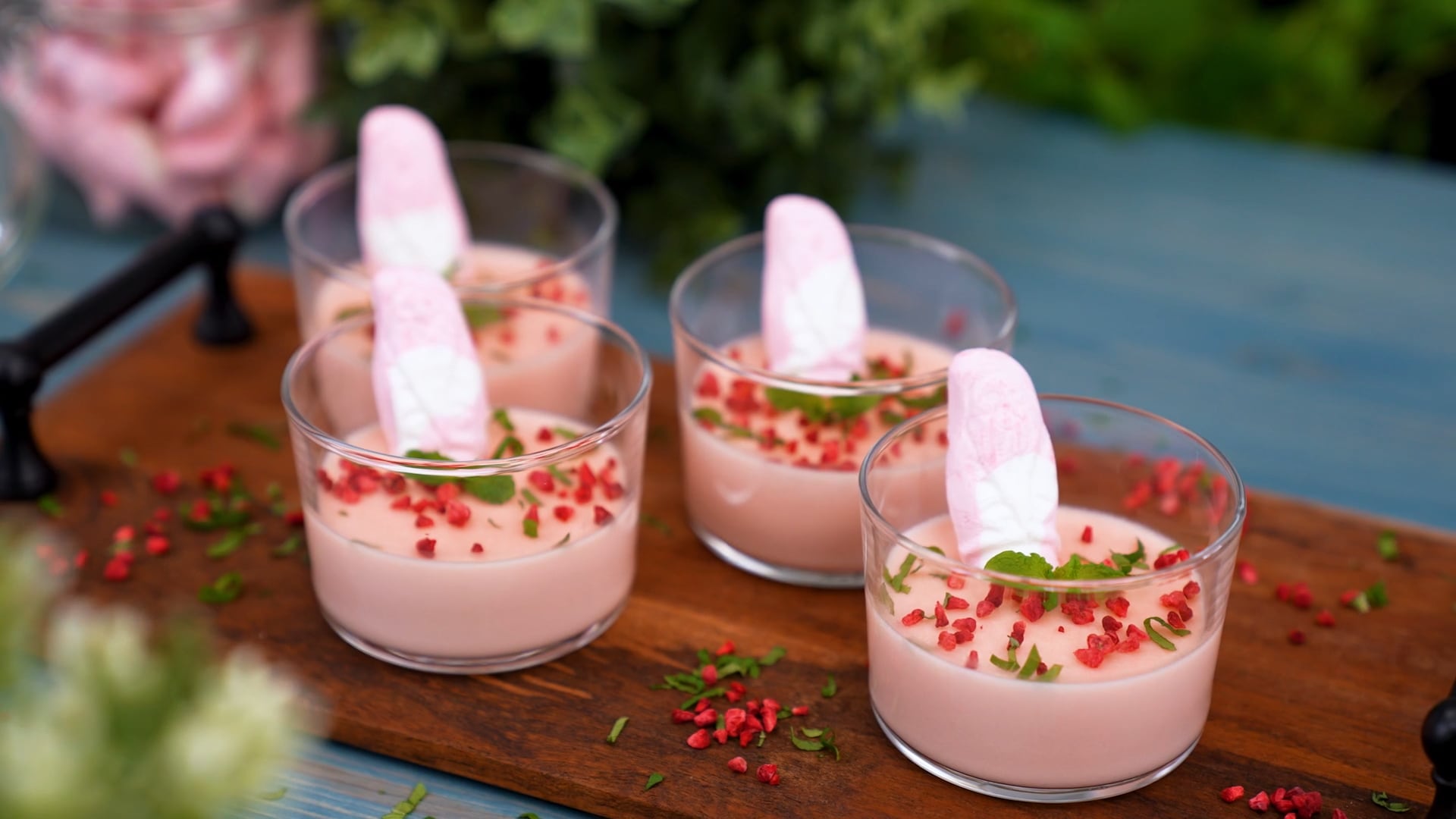 Pannacotta med skumtomtar