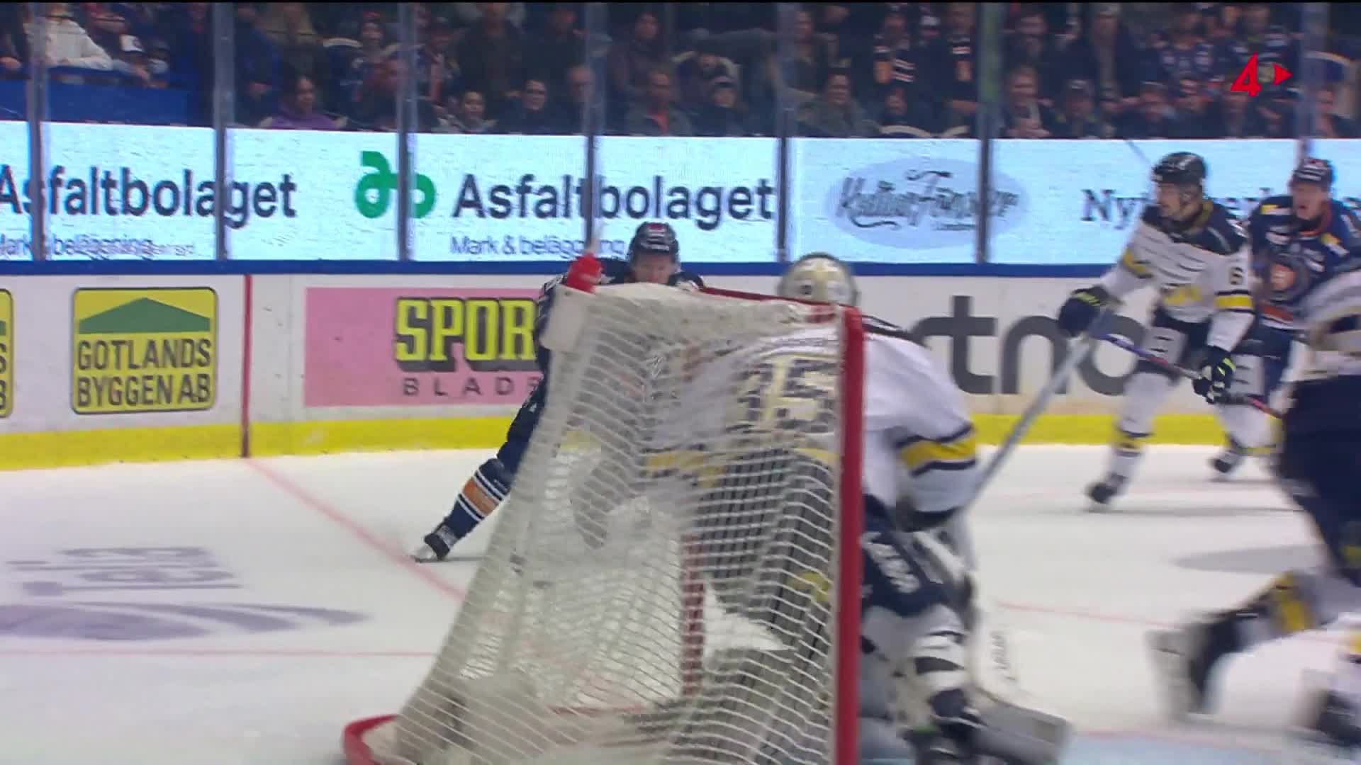 Växjö vinner smålandsderbyt mot HV71 – se målen