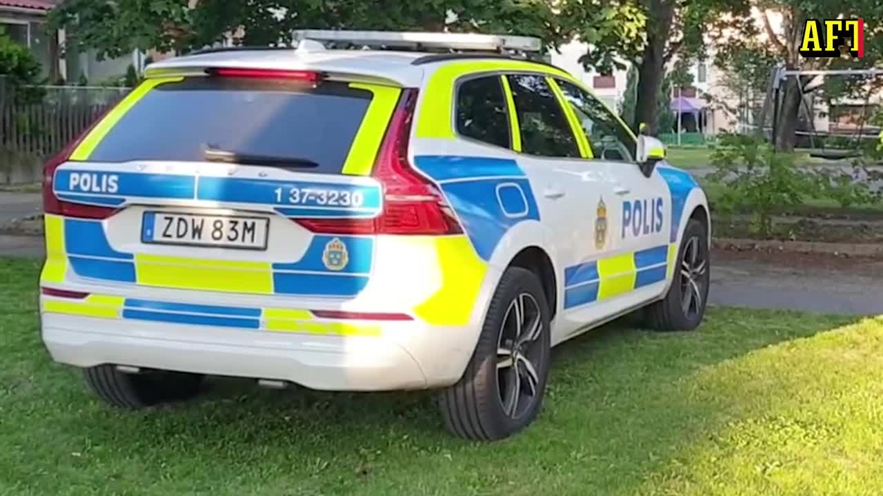 Man i 30-årsåldern hittad skjuten i Jordbro