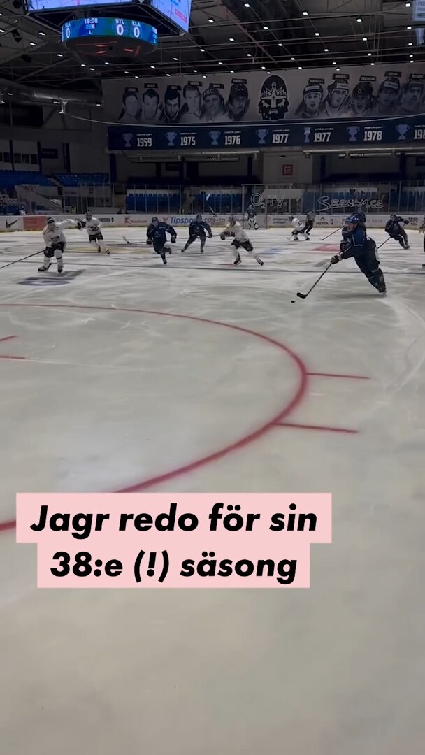 Här kliver Jagr ut på isen – för 38:e (!) säsongen