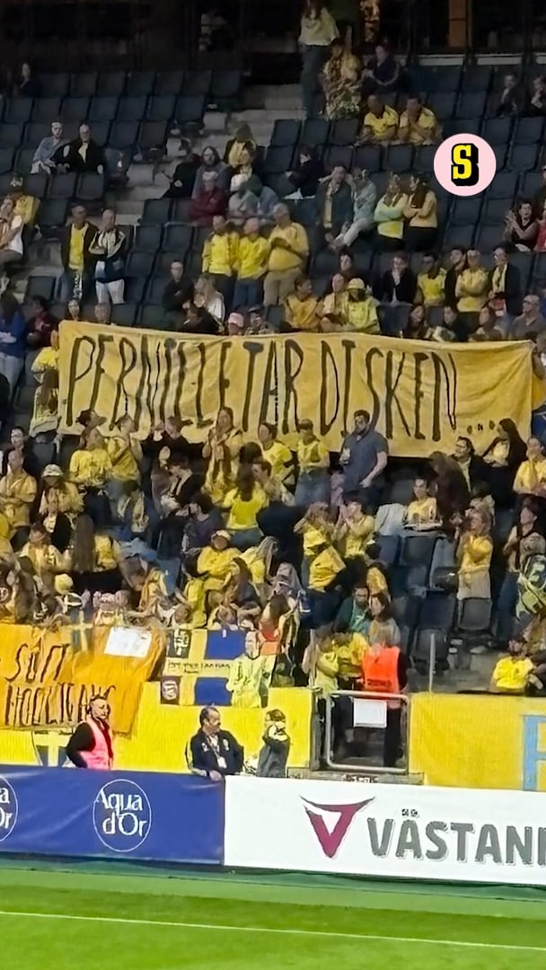 Svenska fansens pik: ”Pernille tar disken”