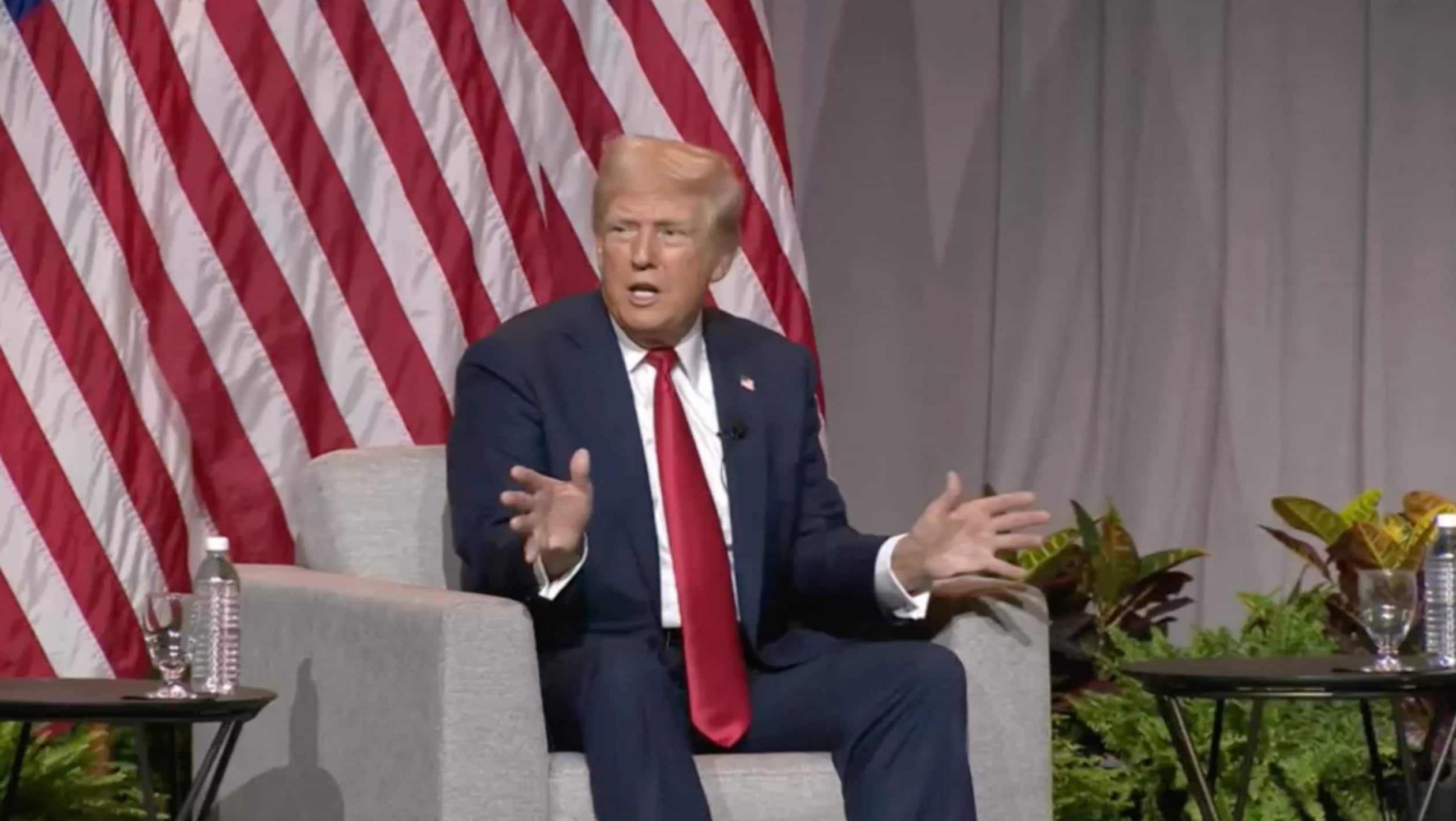 Trump ifrågasätter Harris ursprung: ”Svängde och blev en svart person”