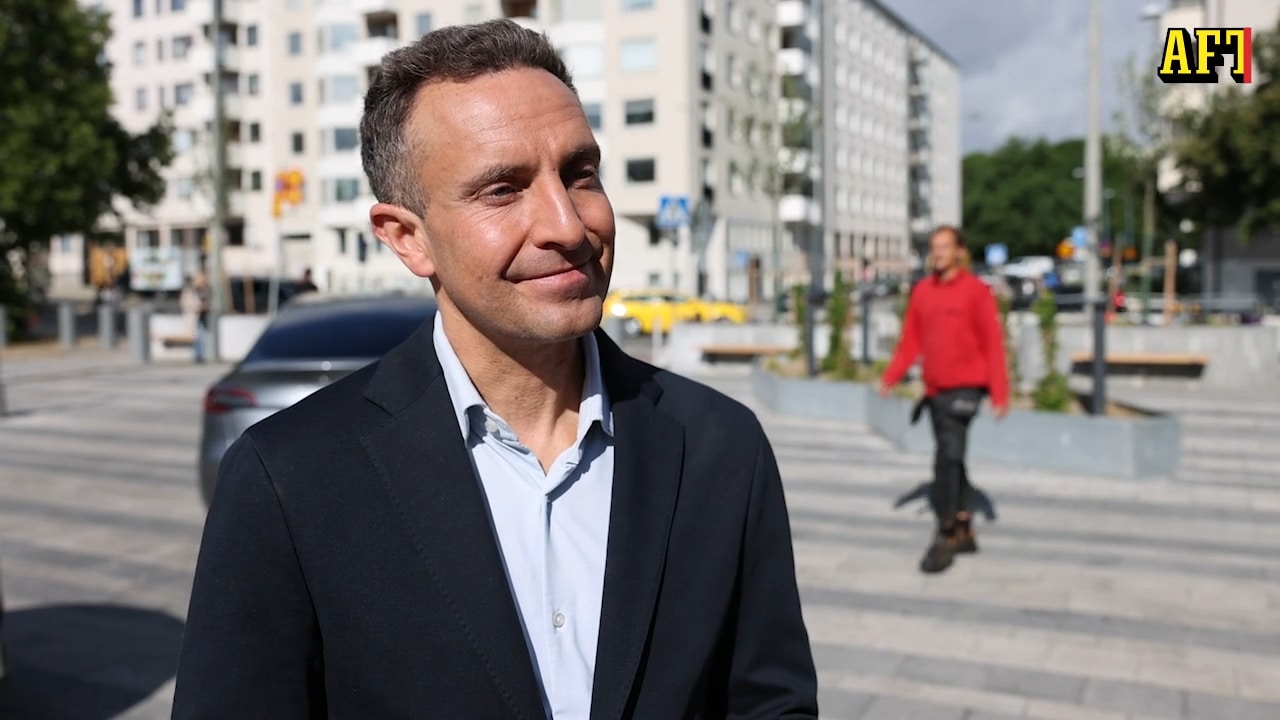 Tomas Tobé om SD:s hatlåt: ”Extremt olämpligt”