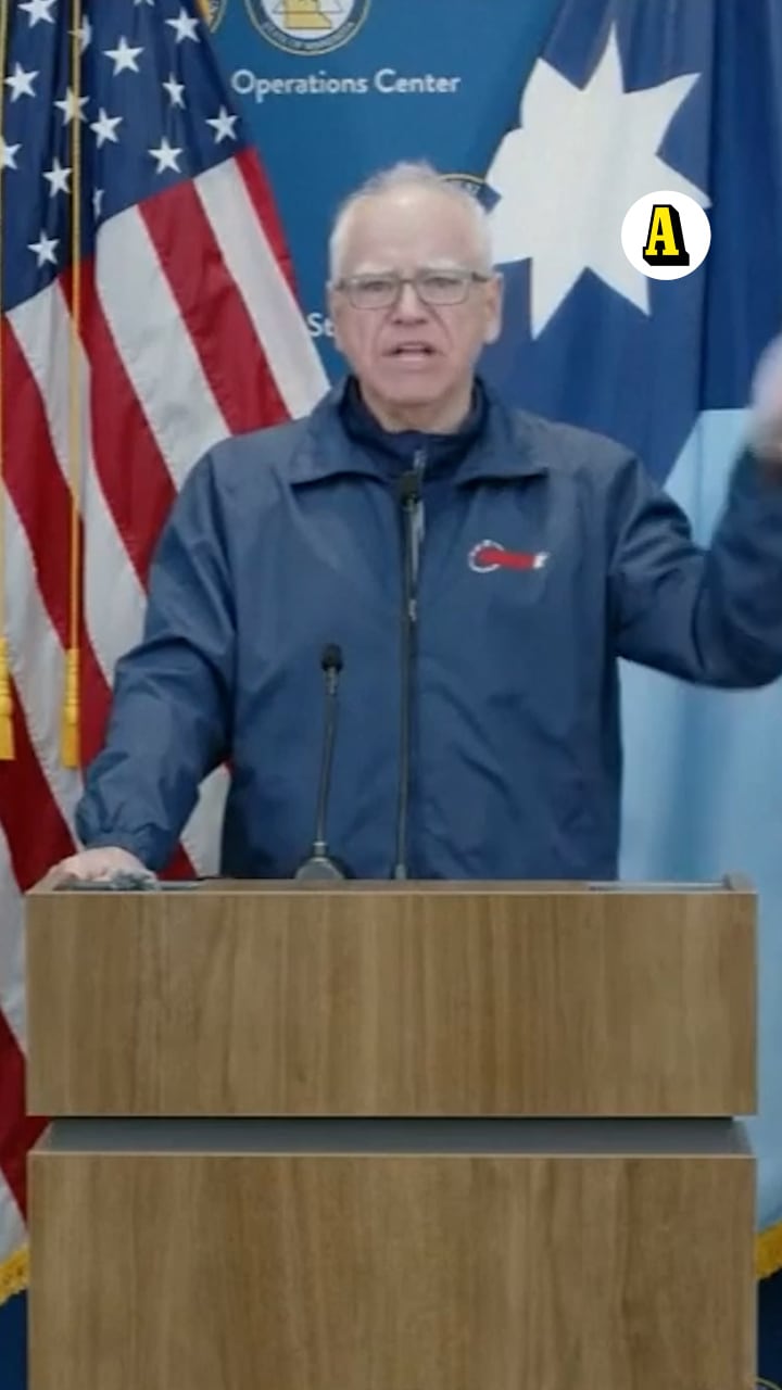 Hör guvernörens brandtal: "ICE sprider kaos och våld"