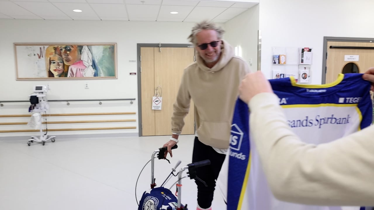 Här överraskas Pär, 61, av Leksand på sjukhuset