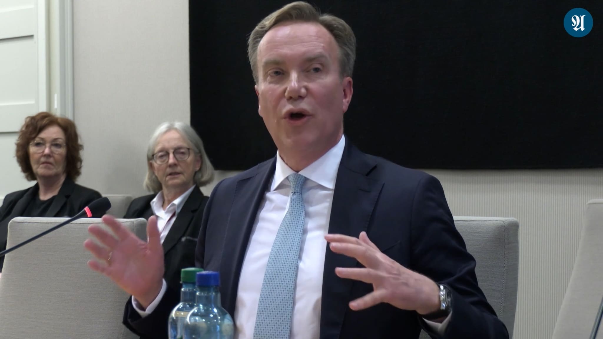 Her barker Nyholt og Brende sammen