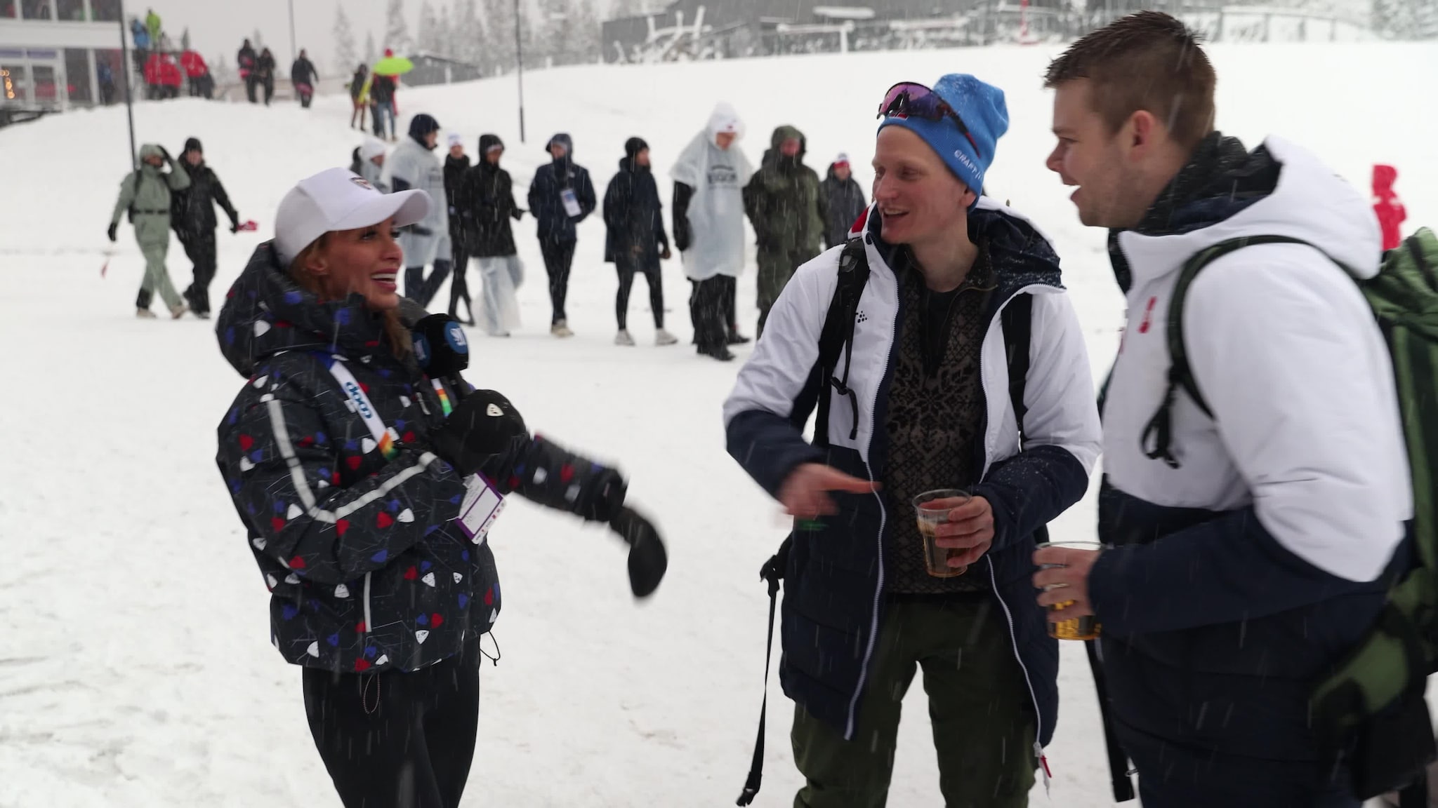Carina møter folk i Granåsen