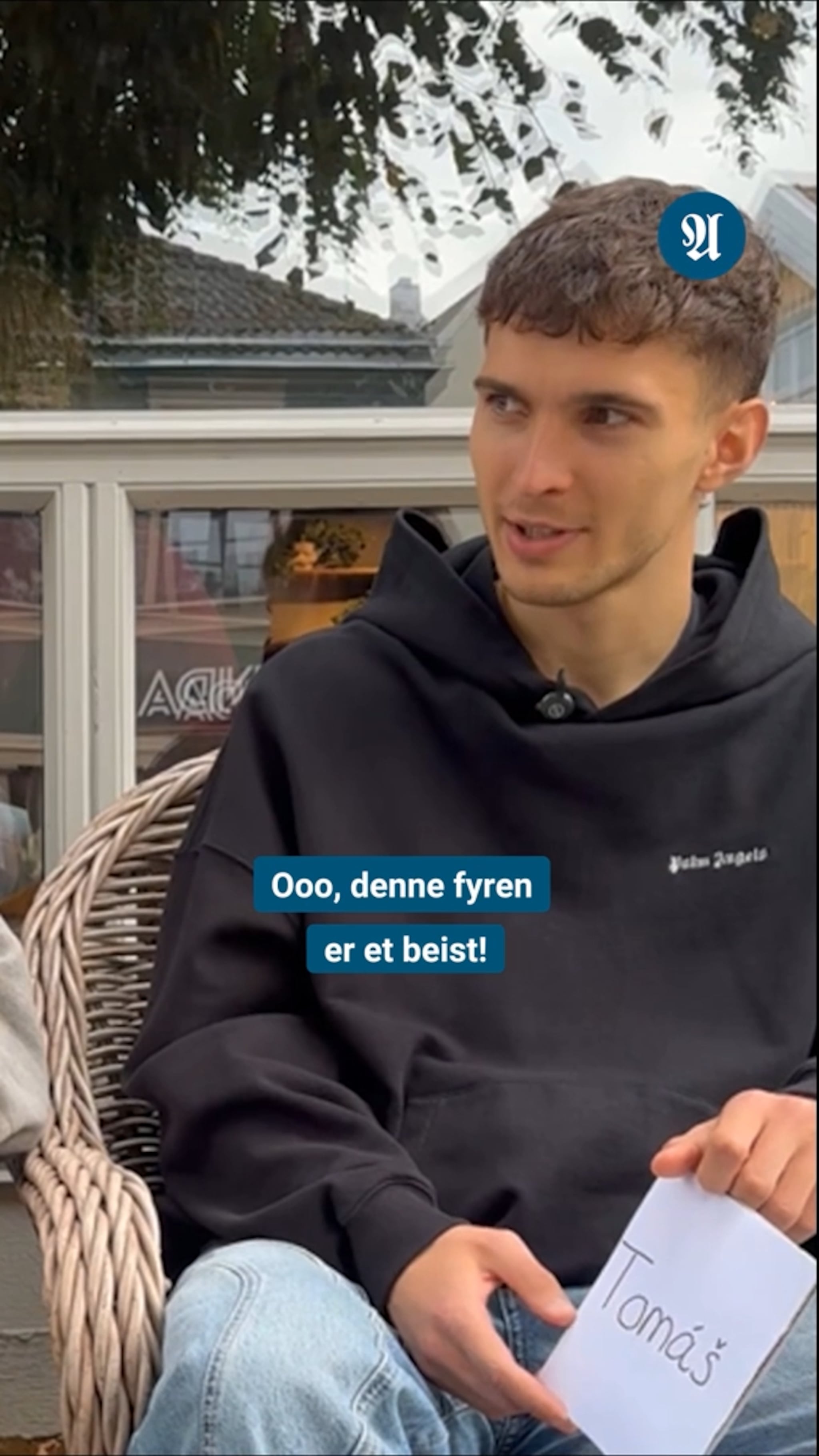 Tomas Nemcikc og David Duris svarer på hvem som klager mest.
