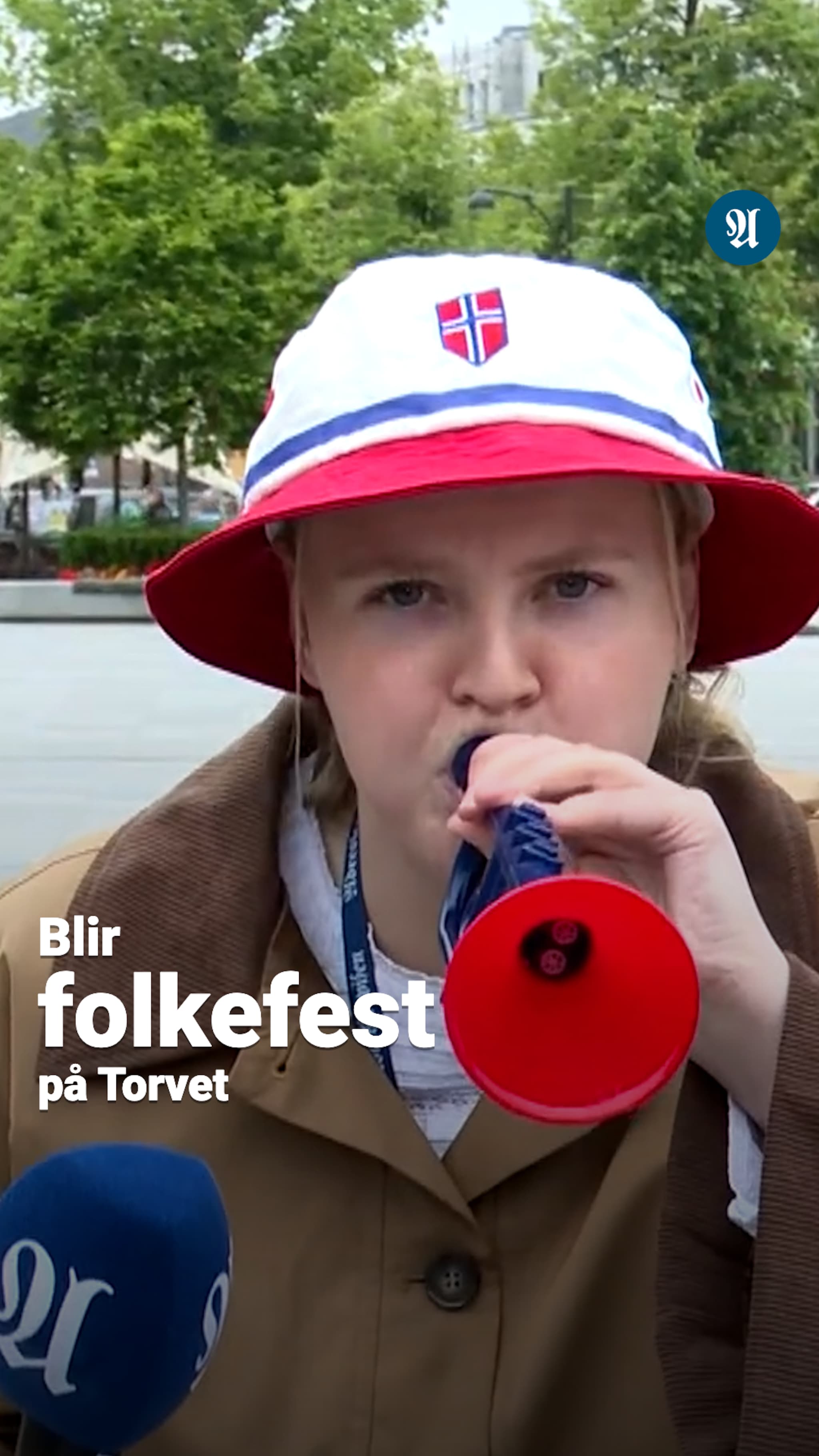 Inviterer til gratis VM-fest
