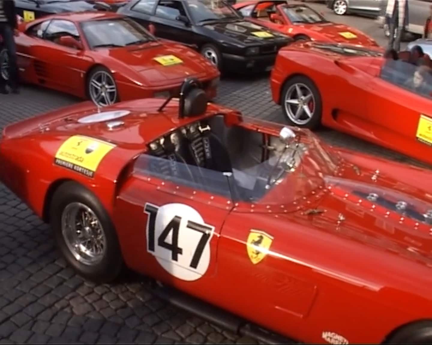 Biltreff i Oslo med 27 Ferrari og ti Maserati