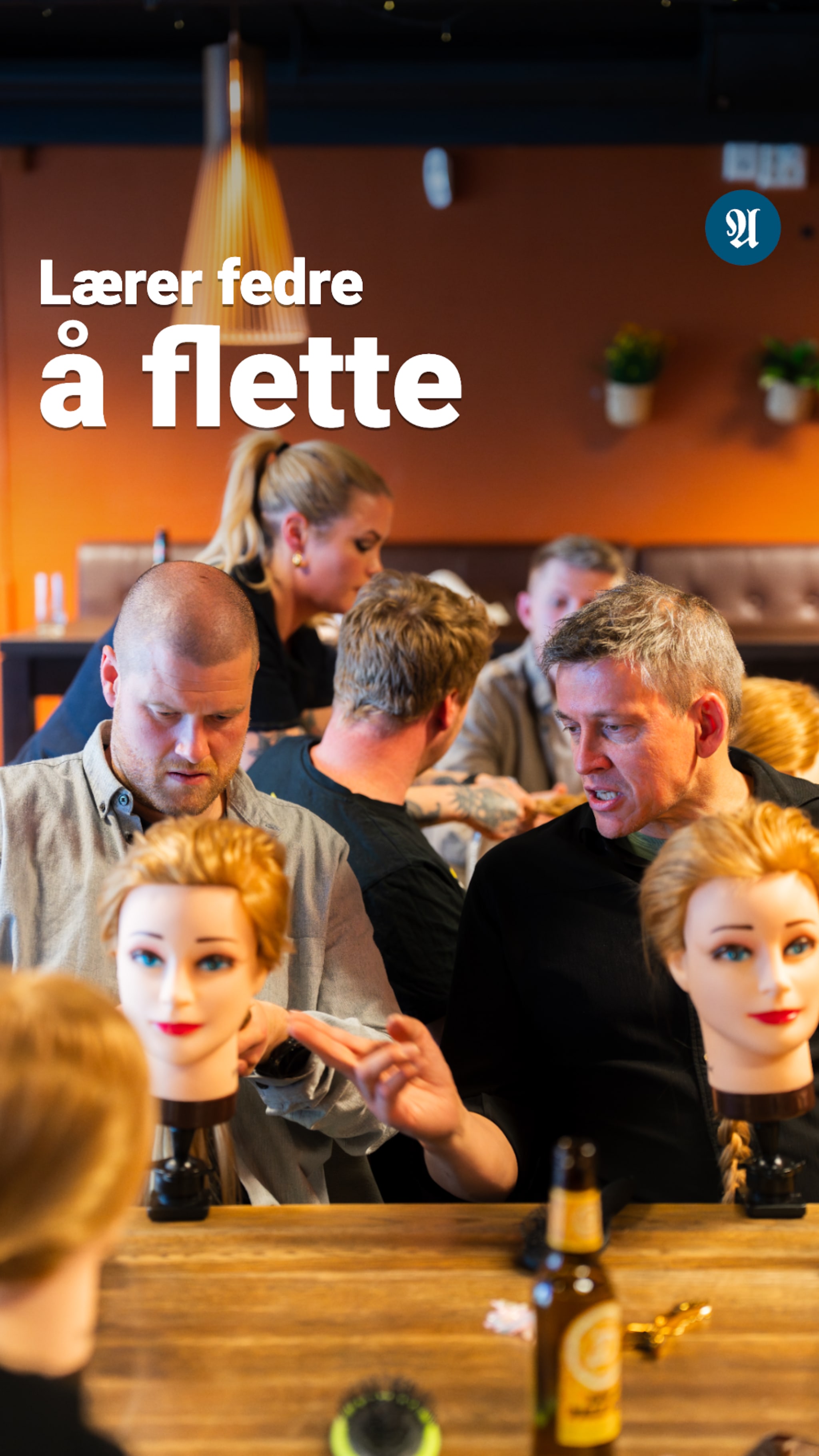 Lærer fedre å flette