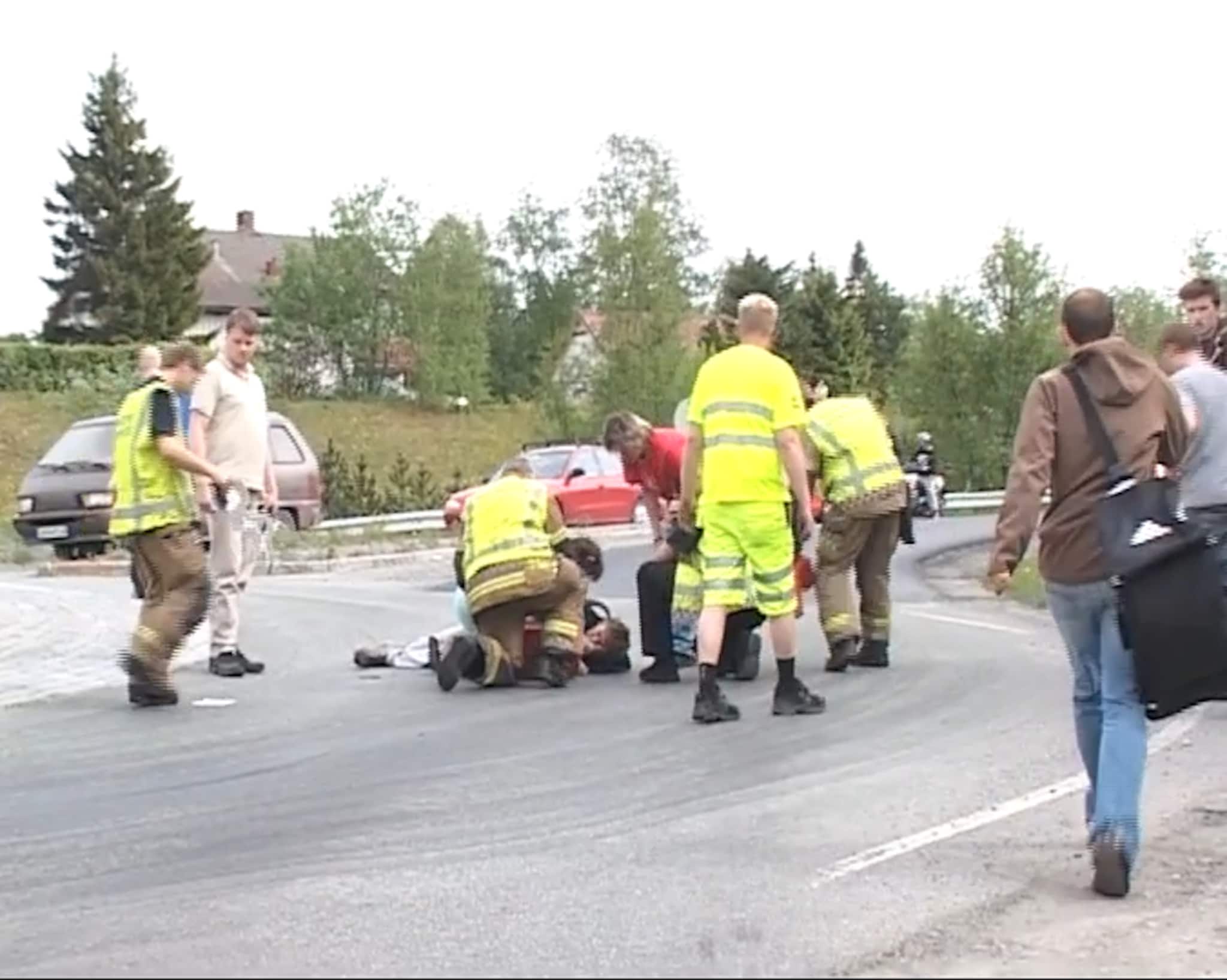 Bommulsskjorte, Kia og mopedvelt