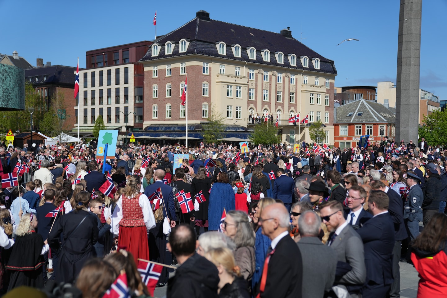 Skoler manglet i barnetoget