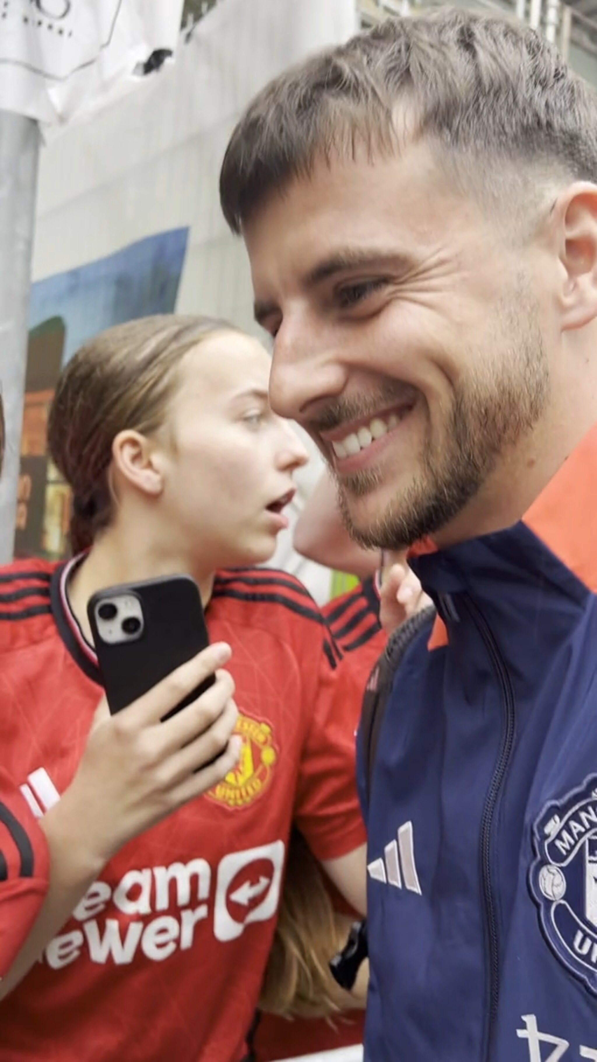 Manchester United ankommer Britannia