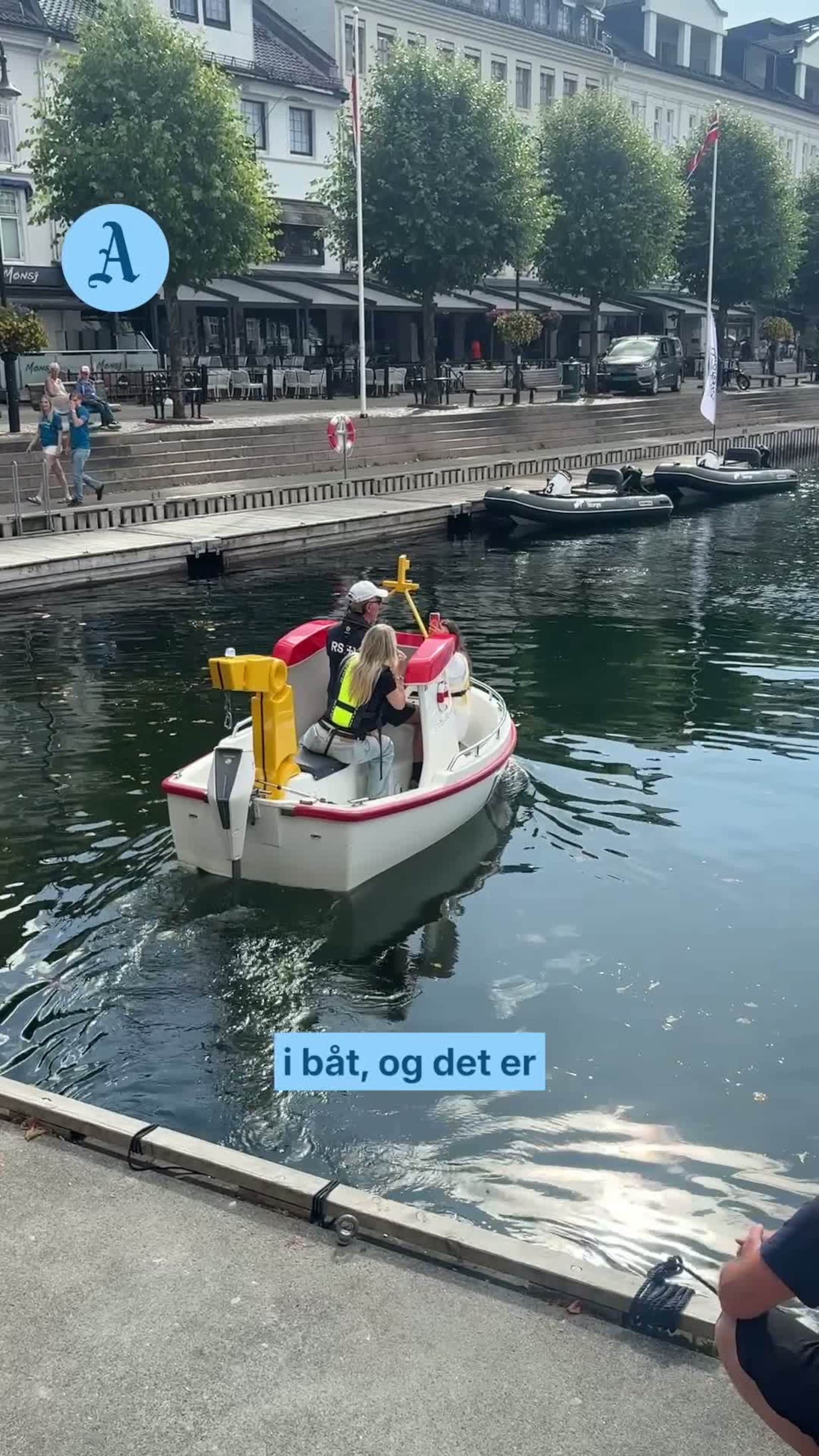 – Det er ingen som flyter